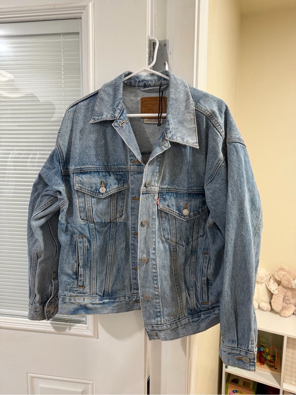 Women’s Levi's Light Blue Oversized Denim Trucker Jacket
